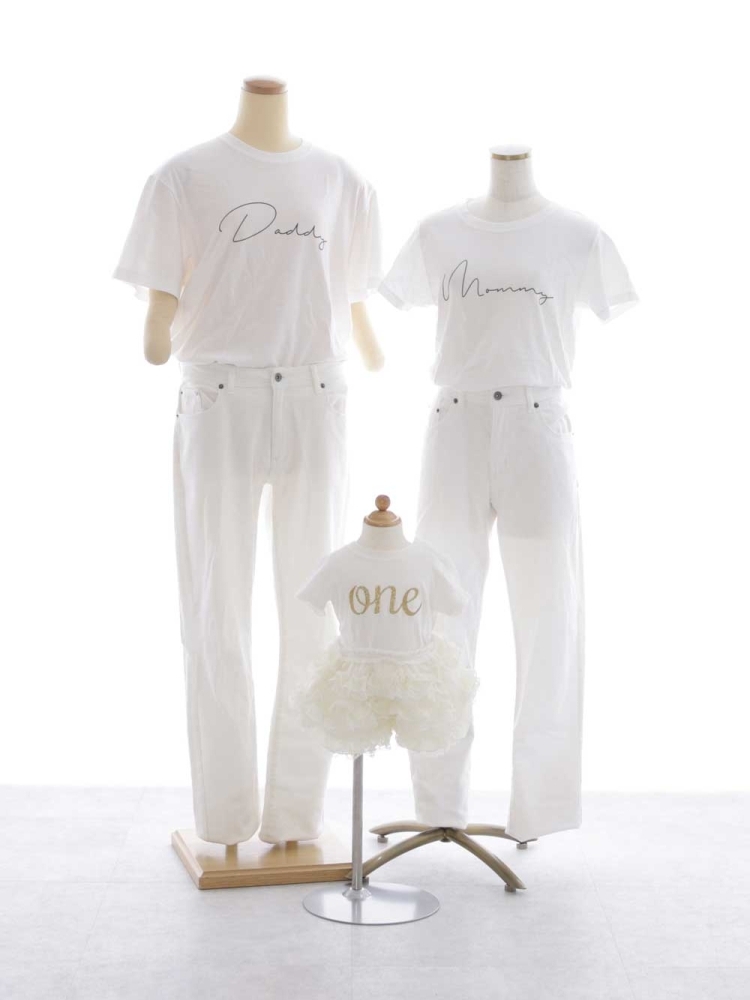 Daddy×Mommy×One Tシャツコーデ