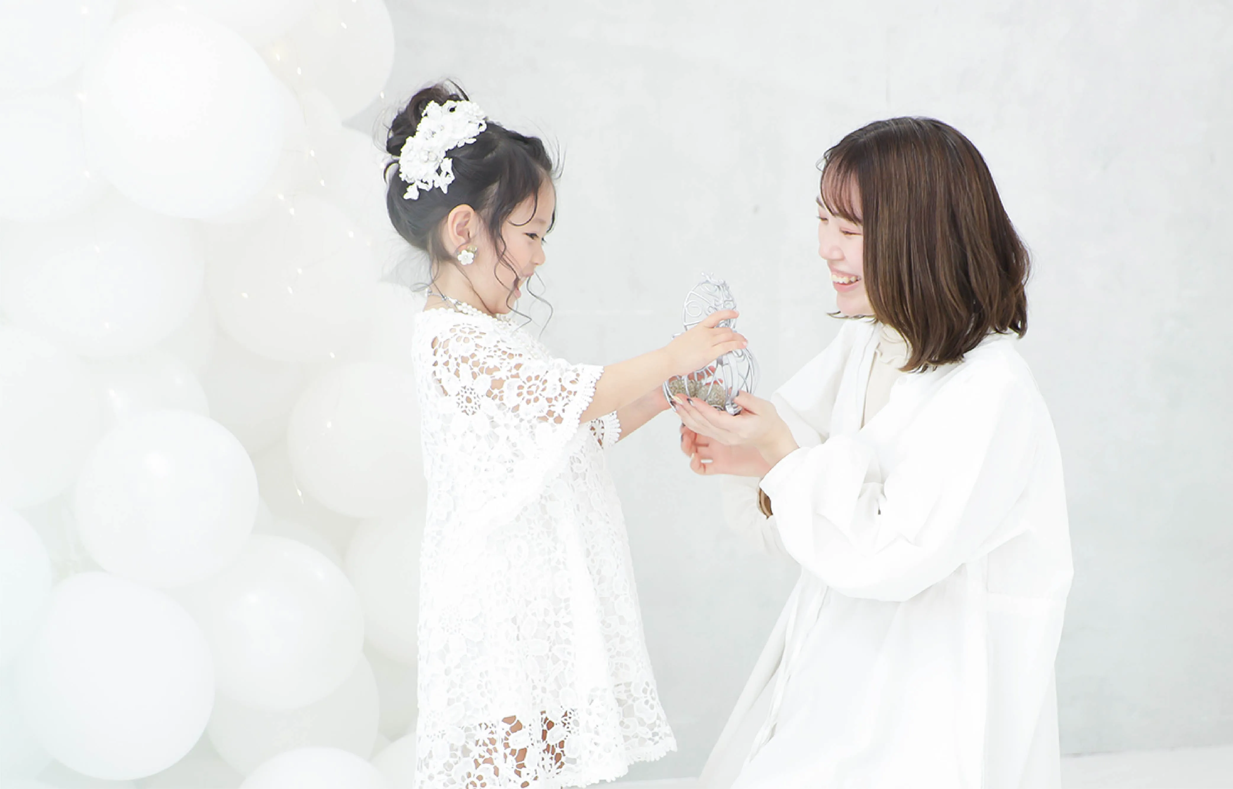 子ども好きなスタッフが一緒に遊びながら撮影していきます